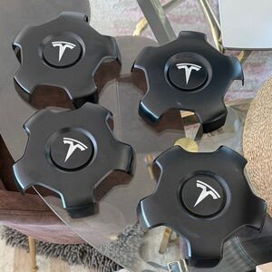 Tesla Black Wheel Hub Covers